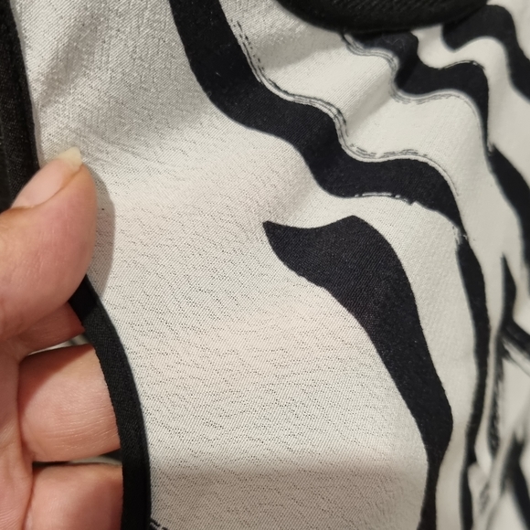 Witchery Stripey Blouse - Picture 6 of 8